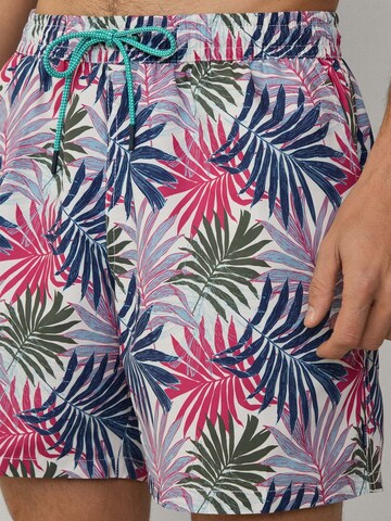 Hackett London Badeshorts 'Jungle' in Weiß