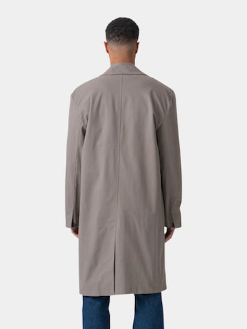 TEESHOPPEN Between-Seasons Coat 'Philip' in Green