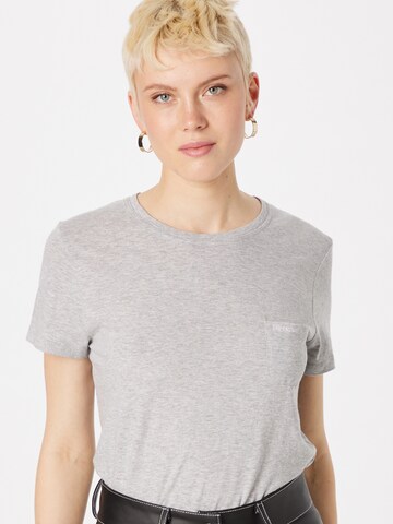 T-shirt Superdry en gris : devant