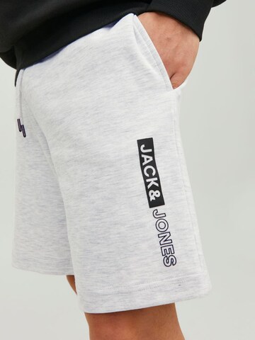 JACK & JONES Regular Byxa 'NEO' i vit