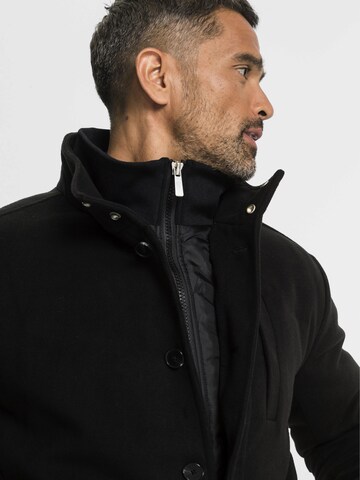 Cappotto invernale di bonprix in nero