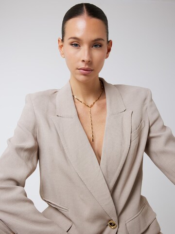 GUESS Necklace in Gold