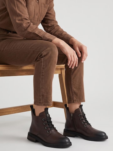 VENEZIA Ankle boots in Brown