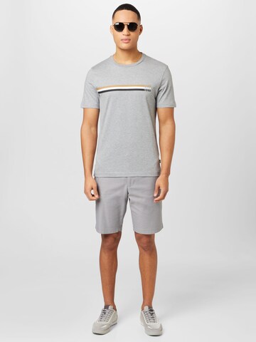 BOSS Black Regular Shorts in Grau