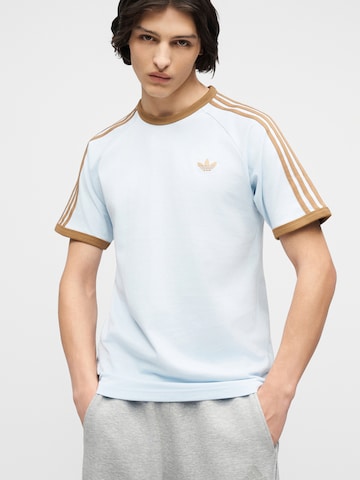 ADIDAS ORIGINALS - Camiseta en azul