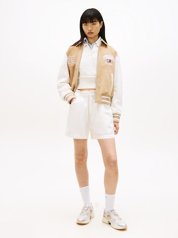 Regular Pantalon 'ESSENTIAL' Tommy Jeans en blanc