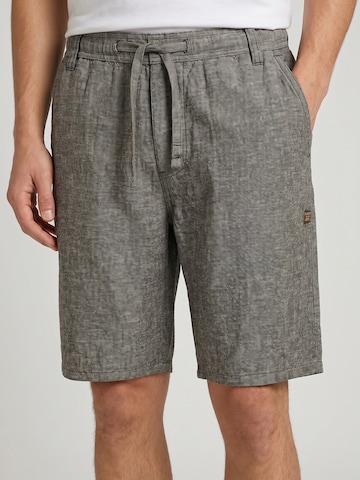 Eight2Nine Regular Chinohose in Braun: Vorderseite