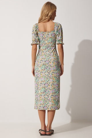 Happiness İstanbul Kjole i gul