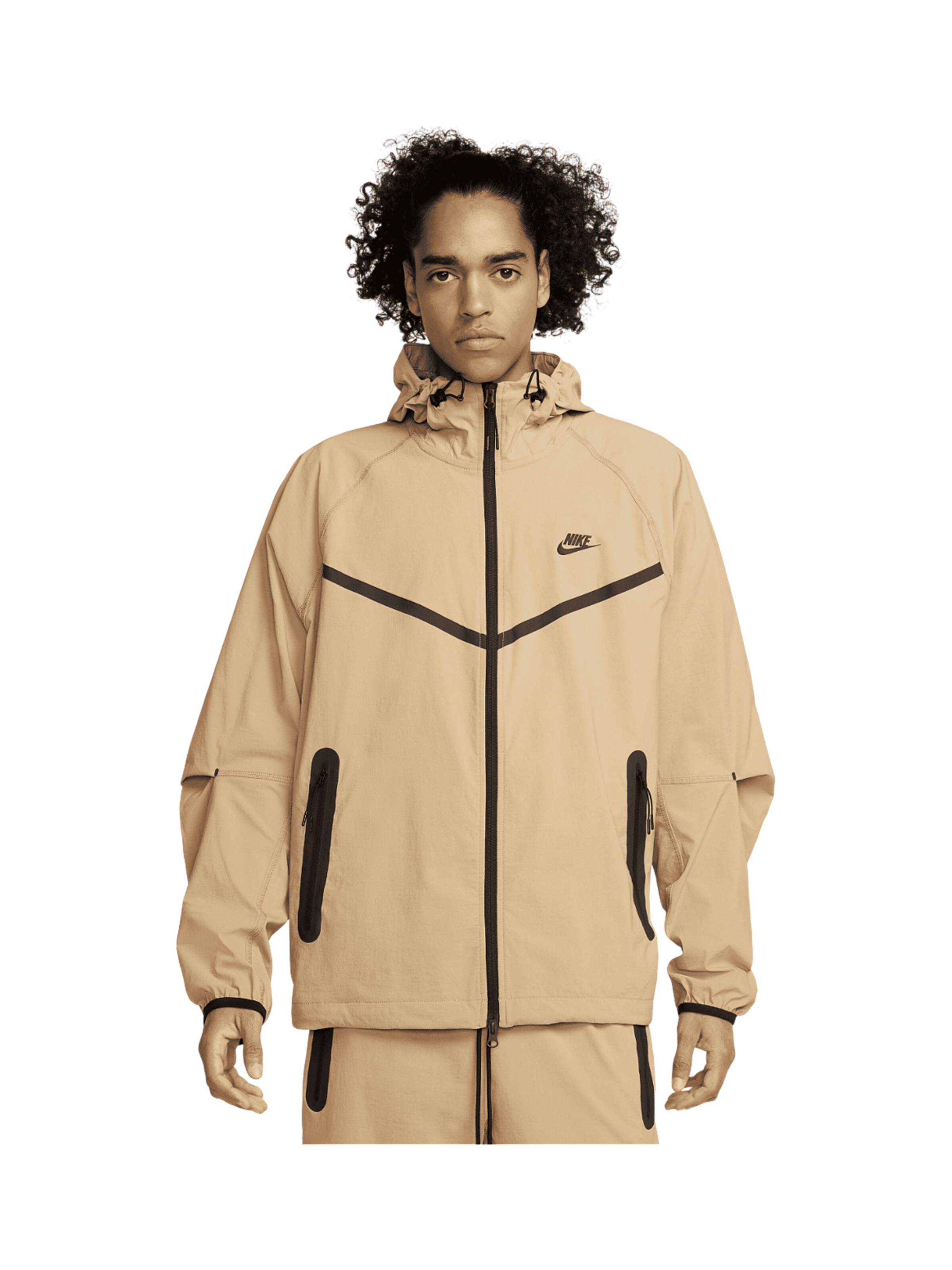 Nike Sportswear Tussenjas in Beige: voorkant