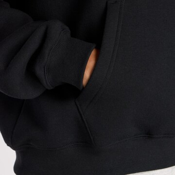 Sweat-shirt new balance en noir