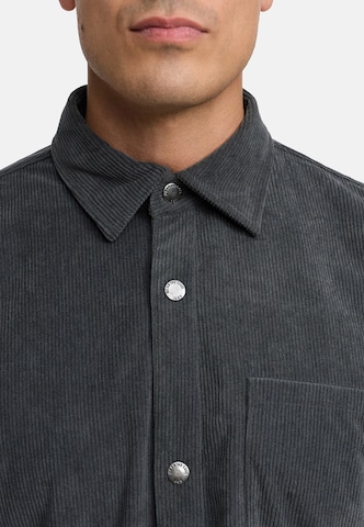 Coupe regular Chemise 'Nemoto' INDICODE JEANS en gris