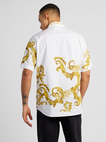 Versace Jeans Couture - Ajuste confortable Camisa en blanco
