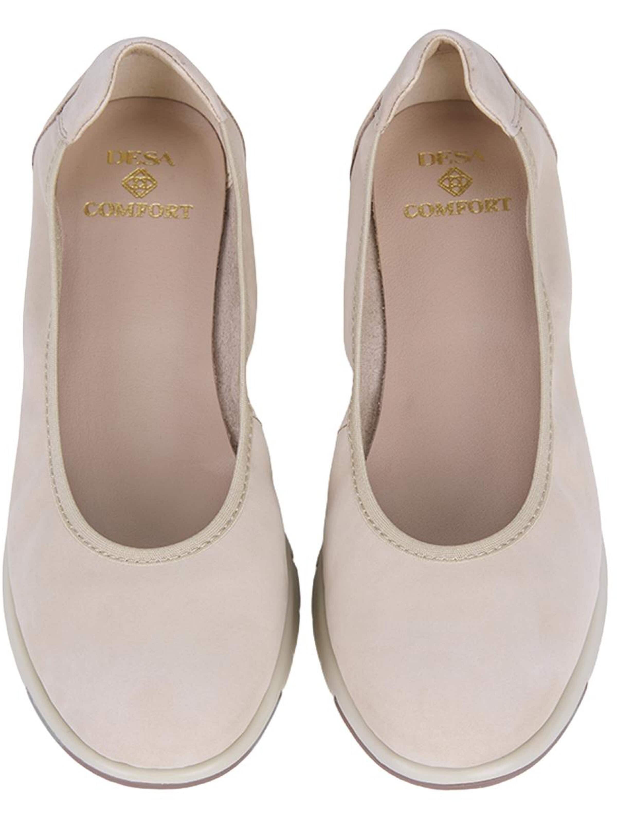Desa Ballerina 'Ballerinas' in Beige