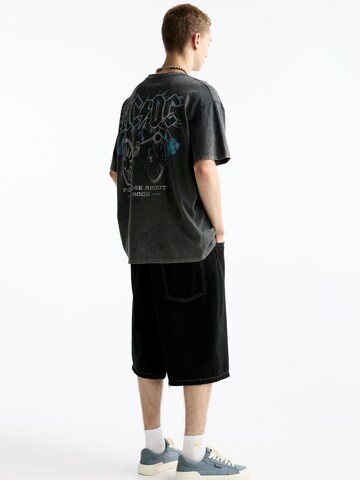 Pull&Bear T-Shirt in Grau