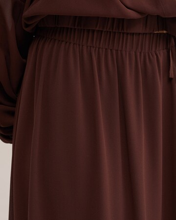 WE Fashion - Saia em castanho