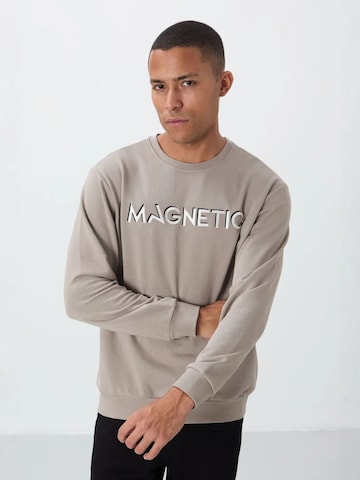 Tommy Life Sweatshirts in Beige