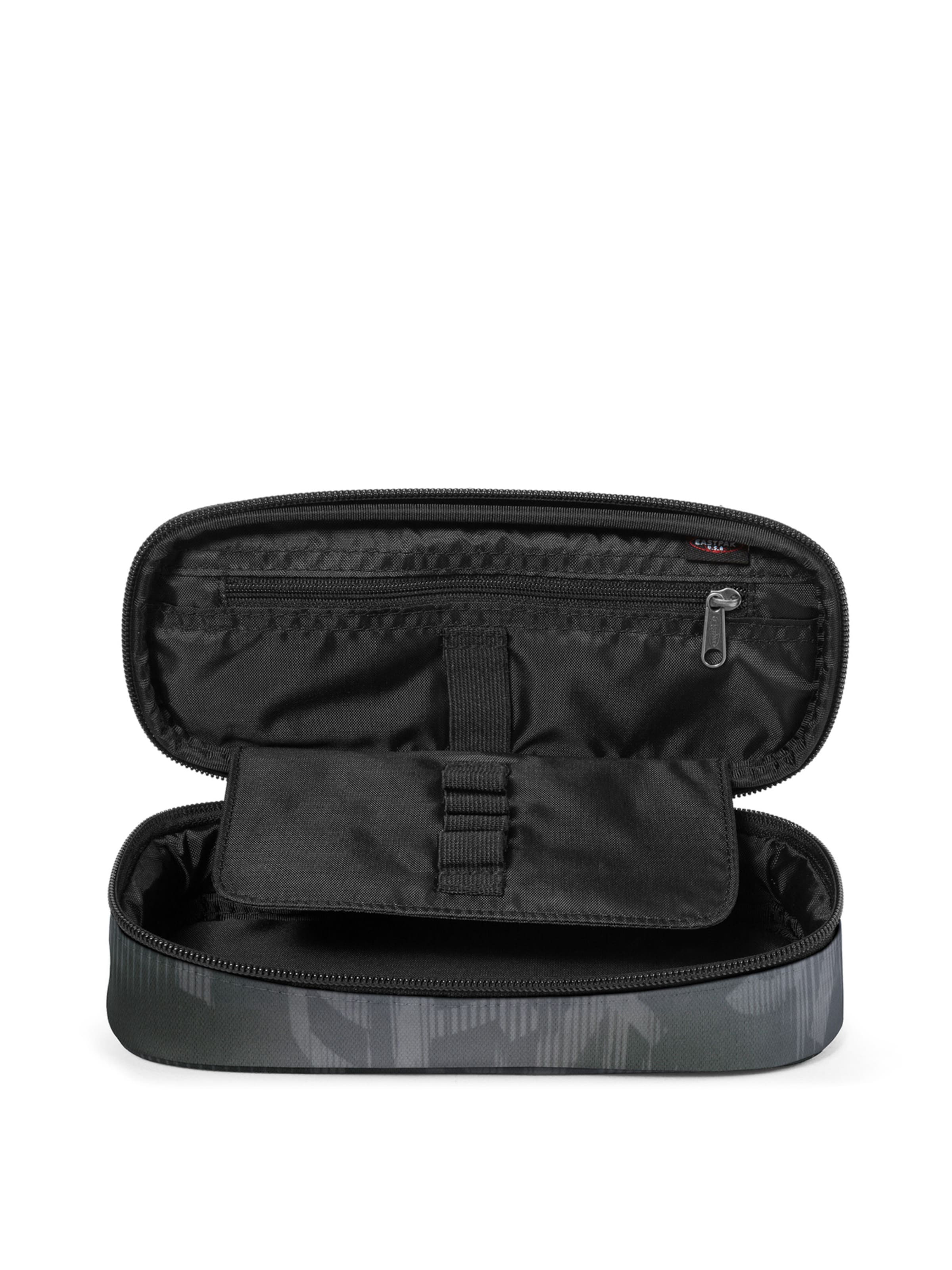 EASTPAK Pisarniške potrebščine 'Oval Single' | črna barva