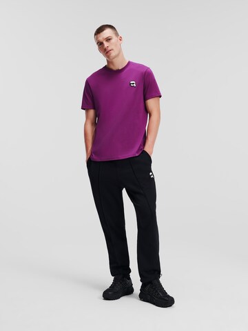 Karl Lagerfeld Koszulka 'Ikonik 2.0' w kolorze fioletowy