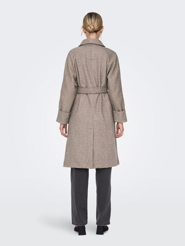 ONLY Between-Seasons Coat 'Wembley' in Brown