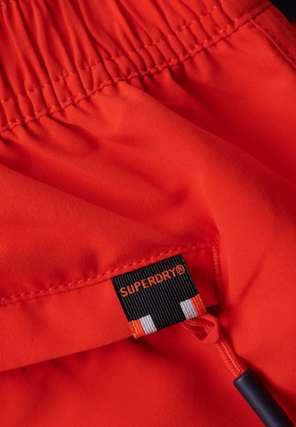 Boardshorts Superdry en rouge