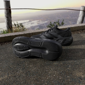 ADIDAS PERFORMANCE Springsko 'Galaxy 8' i svart