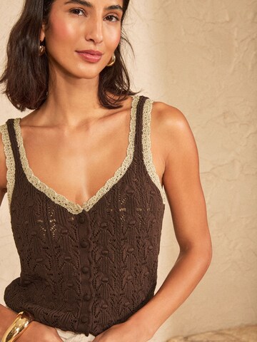 love & roses Stricktop in Braun