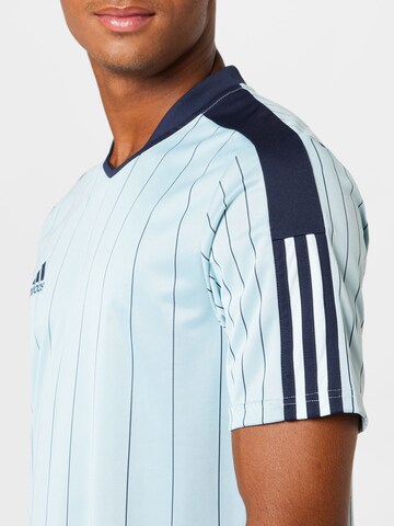 ADIDAS SPORTSWEAR - Camisola de futebol 'Tiro' em azul