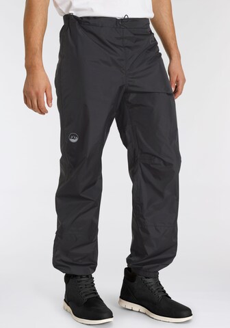 POLARINO Tapered Workout Pants in Black