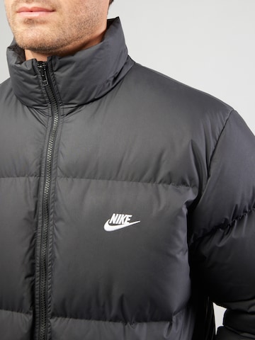 Nike Sportswear Vinterjacka 'CLUB' i svart
