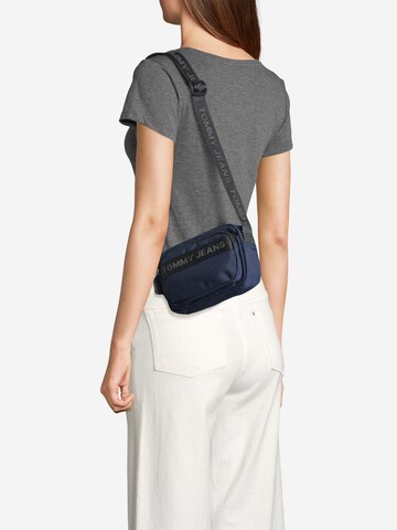 Tommy Jeans Crossbody Bag in Blue