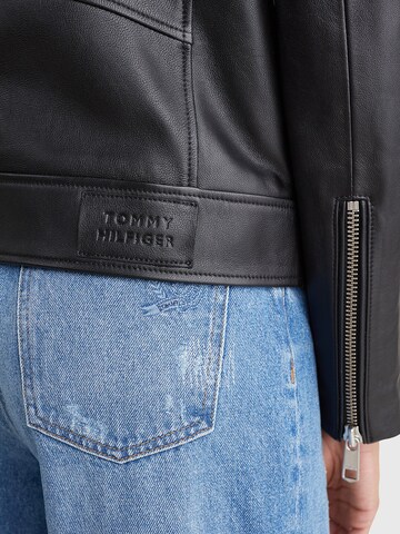 TOMMY HILFIGER Jacke in Schwarz