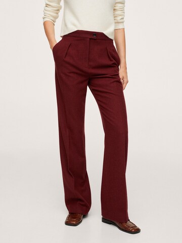 Loosefit Pantalon à plis 'Coach' MANGO en rouge : devant