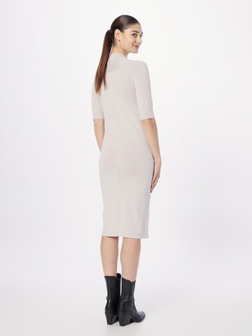 Calvin Klein فستان مُحاك بلون بيج