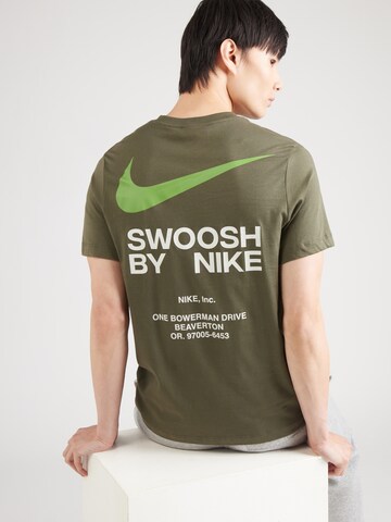 Nike Sportswear Póló - zöld: elől