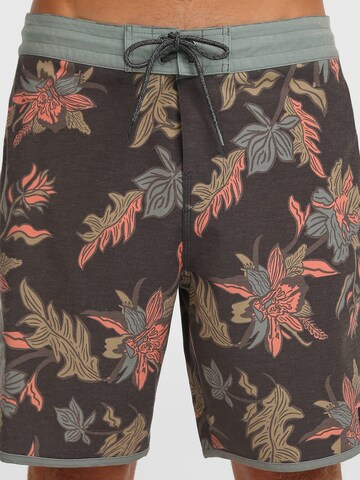 Pantaloncini da surf 'Cruzer Scallop 18' di O'NEILL in nero