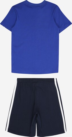 ADIDAS SPORTSWEAR Treenipuku 'Essentials' värissä sininen