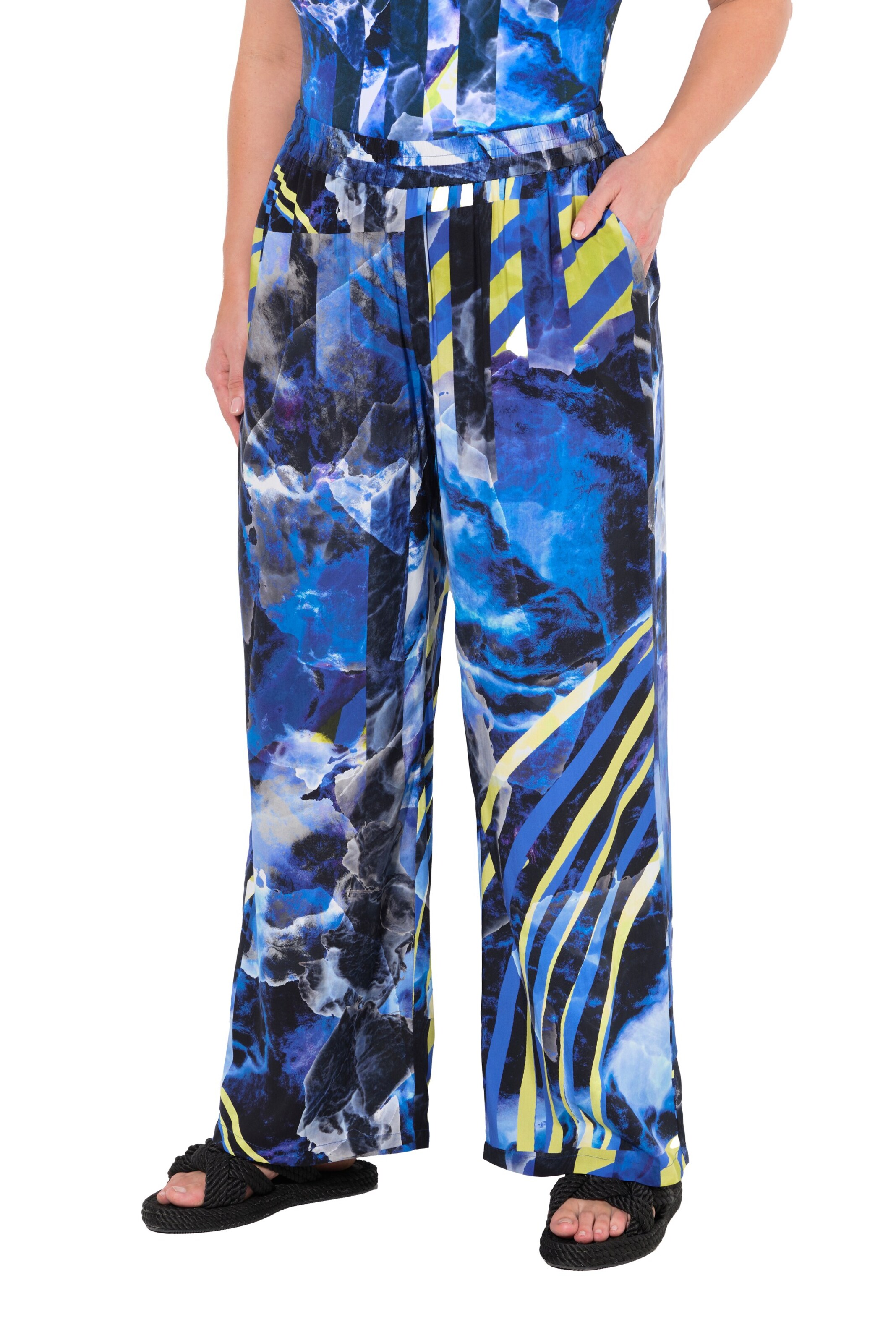 Ulla Popken Wide Leg Hose in Blau: Vorderseite