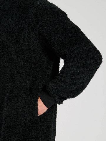 Loungeable Long Pajamas in Black