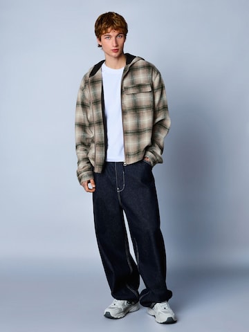 Veste mi-saison Bershka en vert