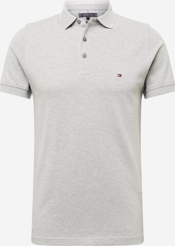 TOMMY HILFIGER T-shirt i grå: framsida