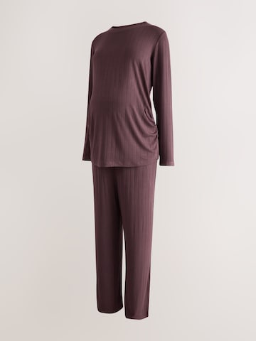 Next Pyjama värissä ruskea