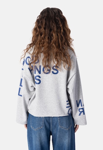 Sweat-shirt 'Mairyl' Elias Rumelis en gris