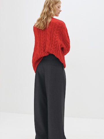Pull&Bear Bő szár Élére vasalt nadrágok - szürke