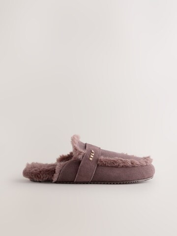 self. Slipper in Brown