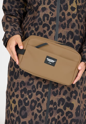Weather Report Toiletry Bag 'Bronze' in Brown