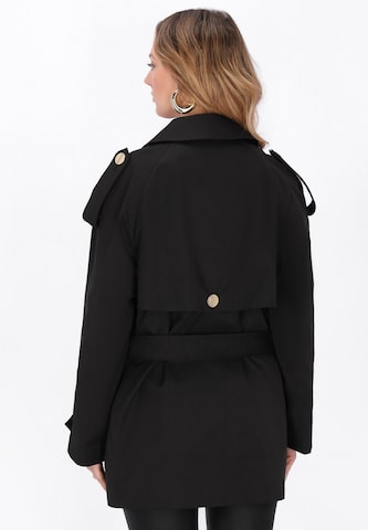 faina Tussenmantel in Zwart
