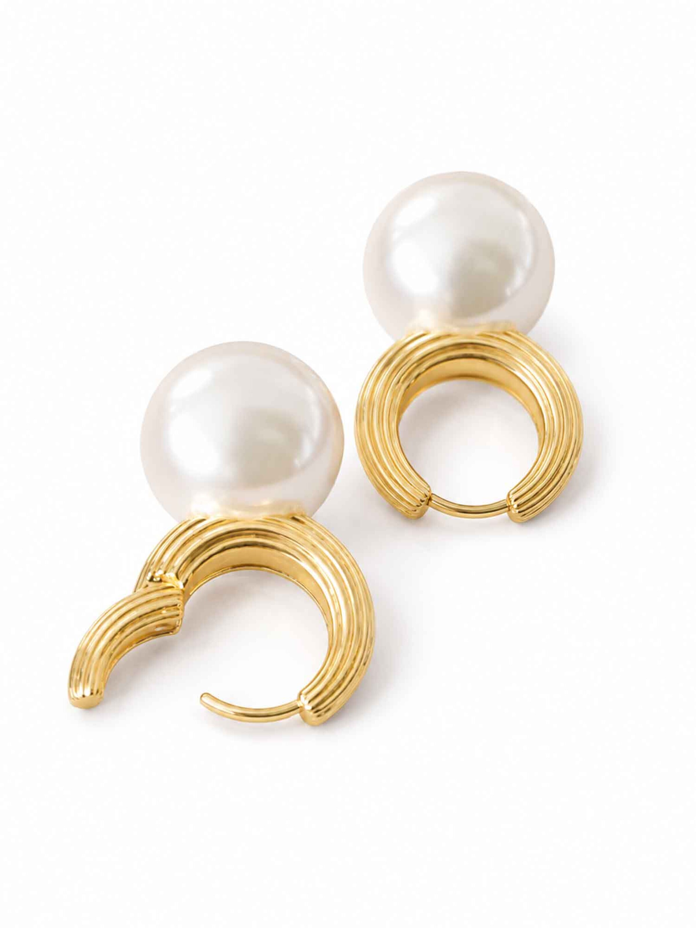 RteRme Earrings 'Nereida Earrings' in Gold