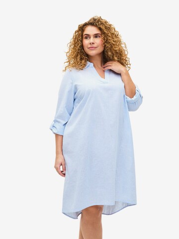 Zizzi Letní šaty 'VFLEX' – modrá: přední strana