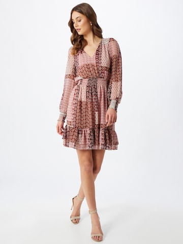 Robe 'Maddalena' mbym en rose