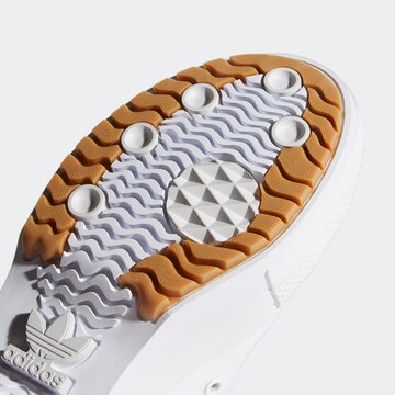 Baskets hautes 'Nizza Trek' ADIDAS ORIGINALS en blanc